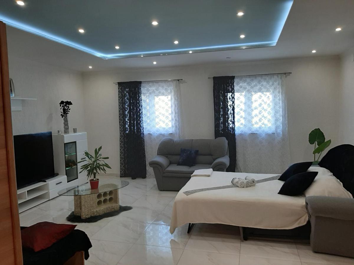 Apartment Matej Сен Екстериор снимка